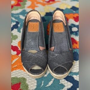 Tory Burch Filipa Pewter Metallic Crisscross Wedge Espadrilles Size 8B